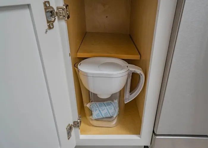 Apartament With Pool Gym Parking Balcony Wd Scottsdale