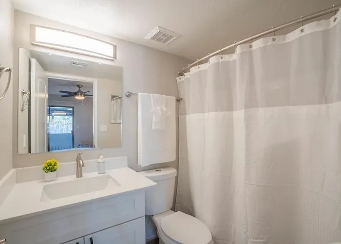 Apartament With Pool Gym Parking Balcony Wd *